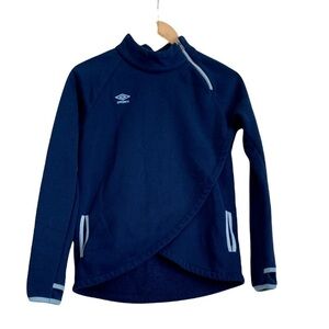 Umbro classy and chic navy blue sweatwe